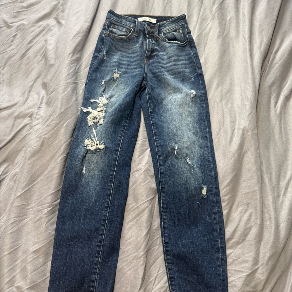Classic Mom Jean- Willow & root brand